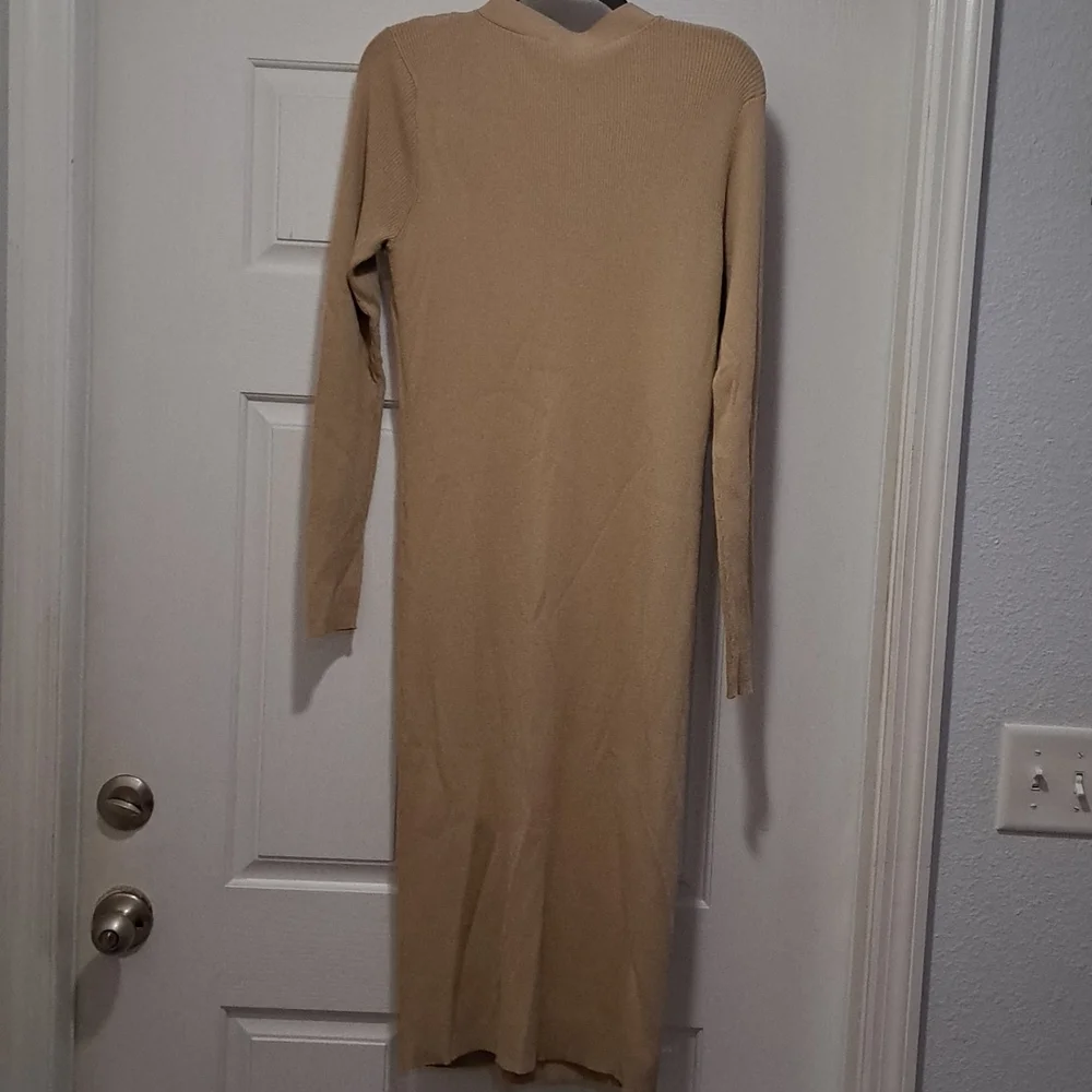 Gianni Bini V-Neck Cardigan Sweater Dress - Picture 5 of 8